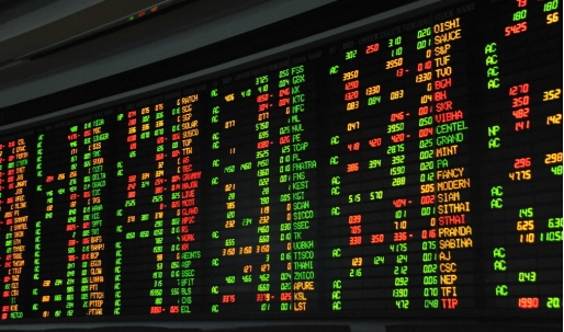 英唐智控：公司股票11月10日起复牌